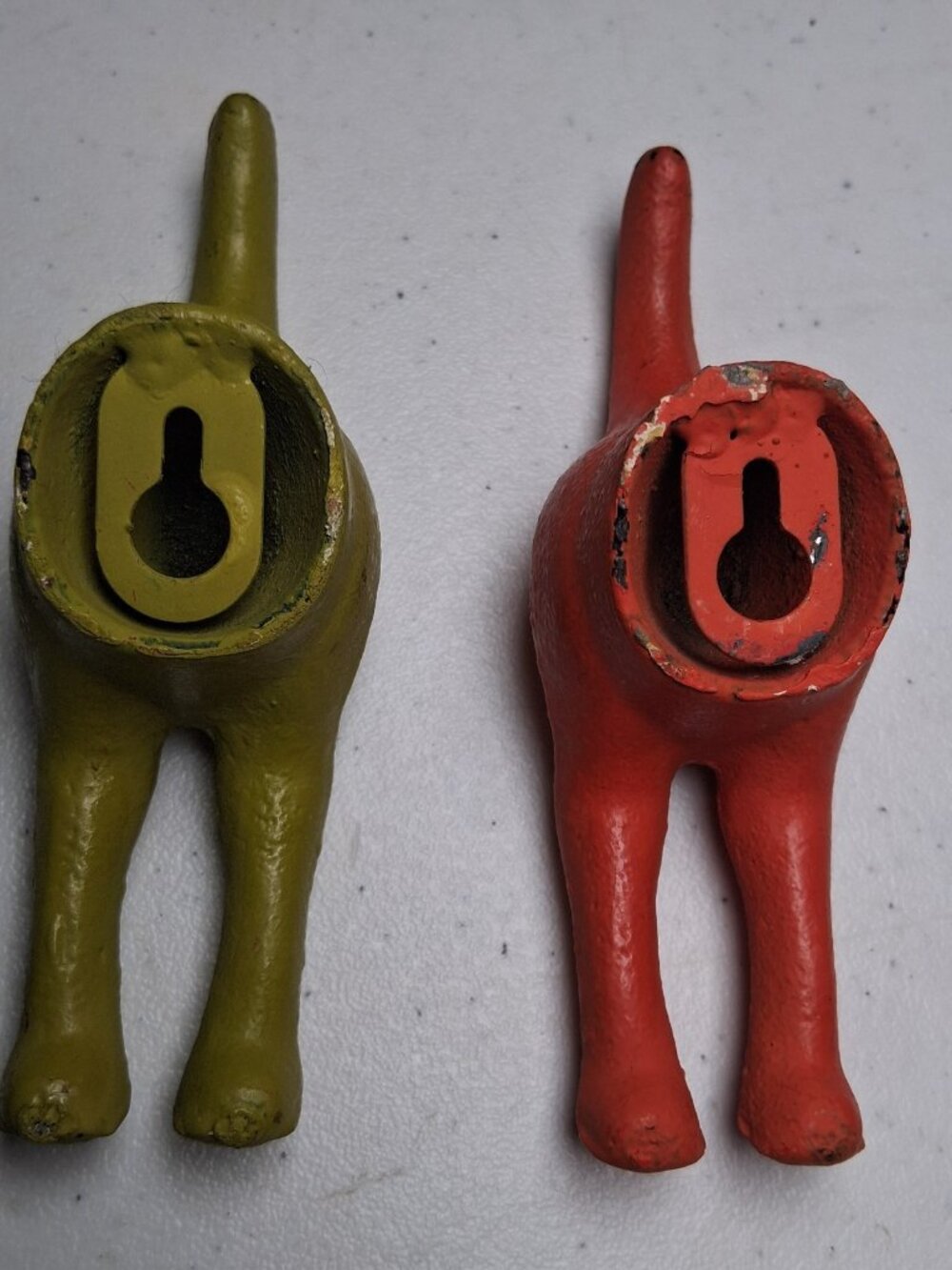 Cast Iron Dog Tail Hooks Pair Wall Mounted Hanging Orange Lime Green Dogs 5" - Picture 2 of 15